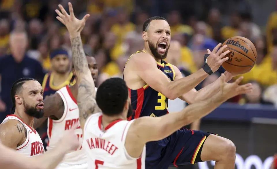 关于勇士B队横扫意大利男篮，詹姆斯三分雨点燃全场的信息