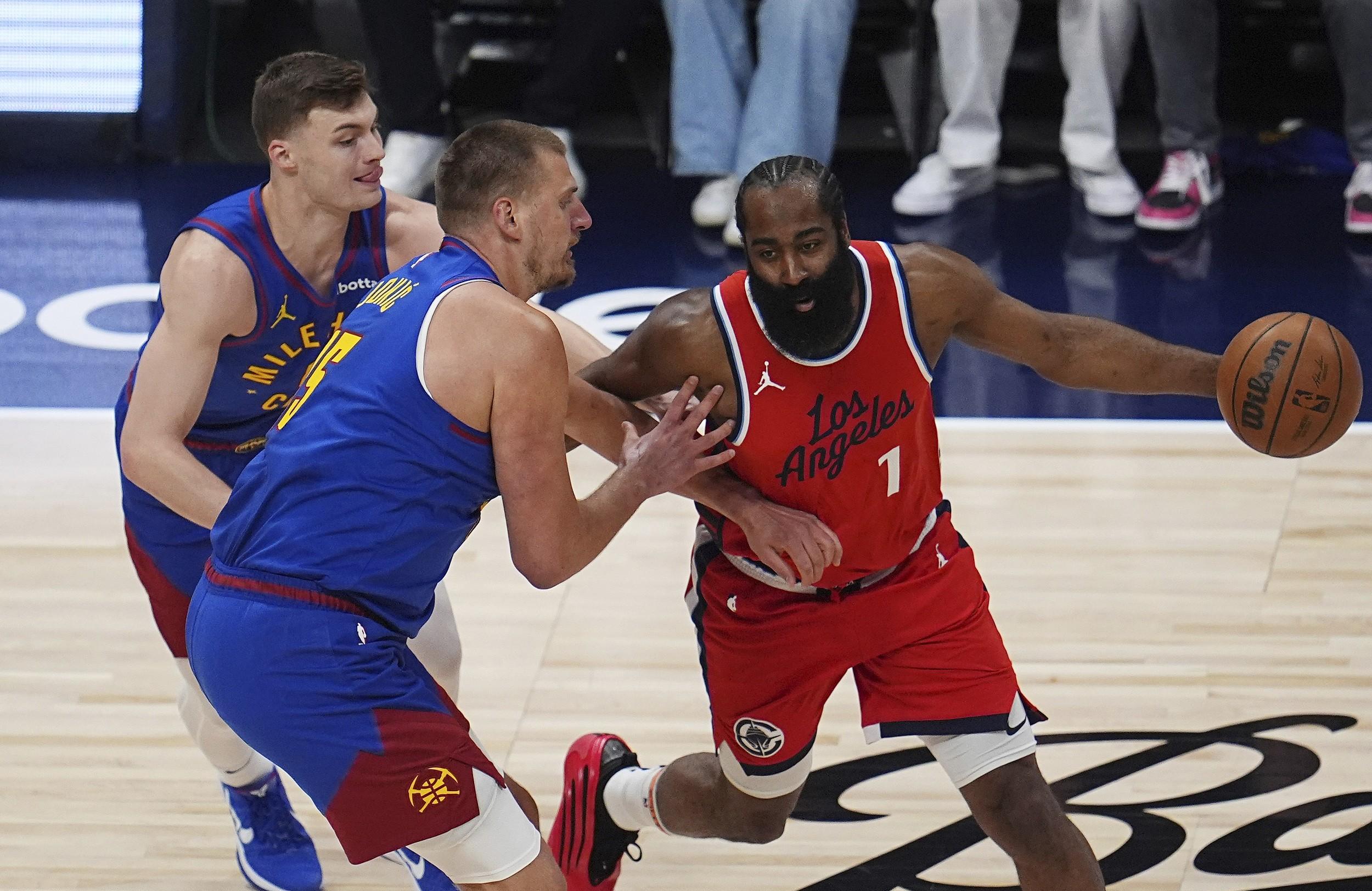 雄鹿碾压勇士,乔治绝境逆转 雄鹿碾压勇士,乔治绝境逆转