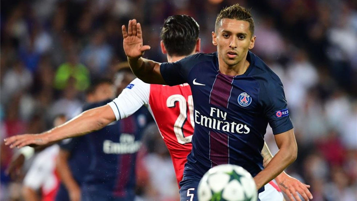 巴西完胜曼城,马尔基尼奥斯送出助攻 巴西完胜曼城,马尔基尼奥斯送出助攻