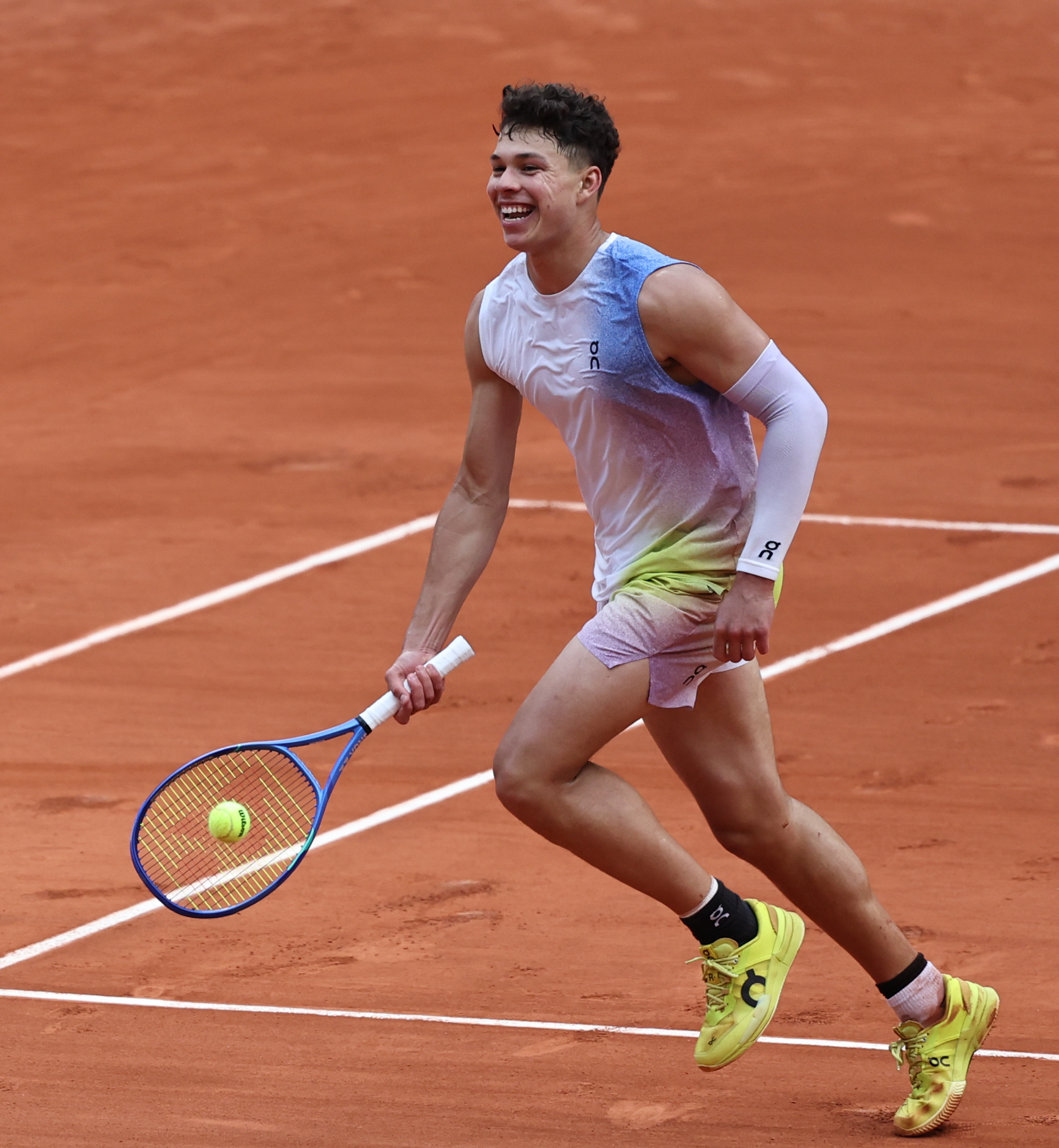 世界网球队血洗日本网球队，阿尔卡拉斯爆发神勇