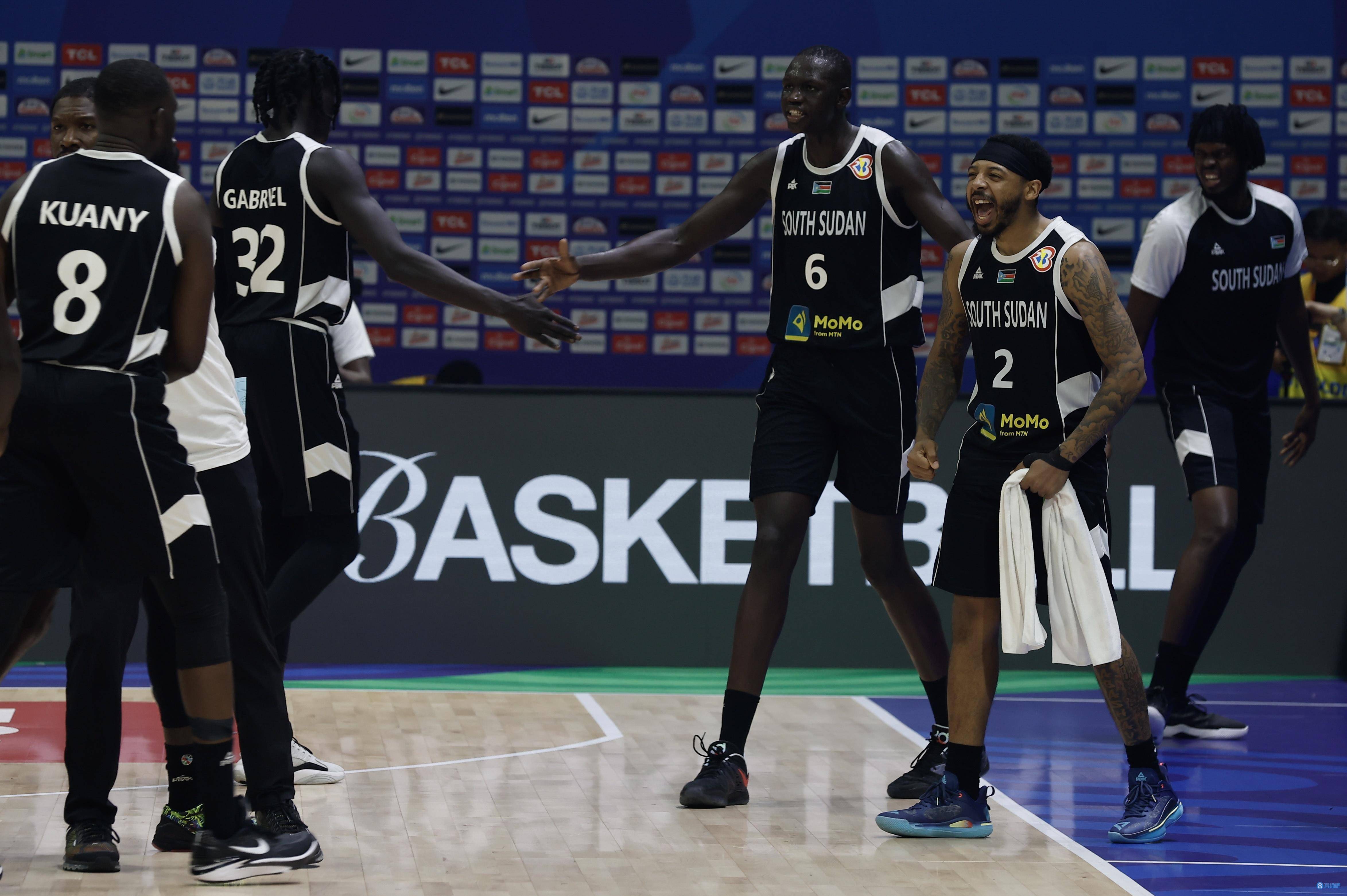 尼日利亚男篮碾压国王,费沃斯制霸全场 尼日利亚男篮碾压国王,费沃斯制霸全场