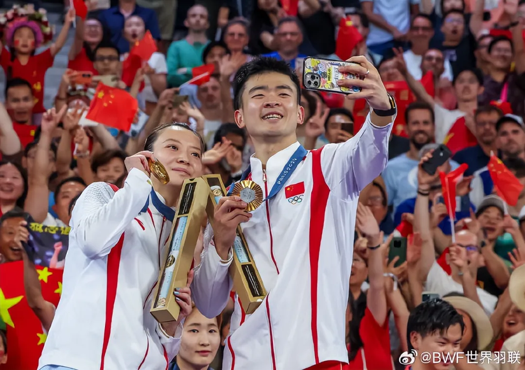 泰国队横扫韩国队,郑思维点燃赛场 泰国队横扫韩国队,郑思维点燃赛场