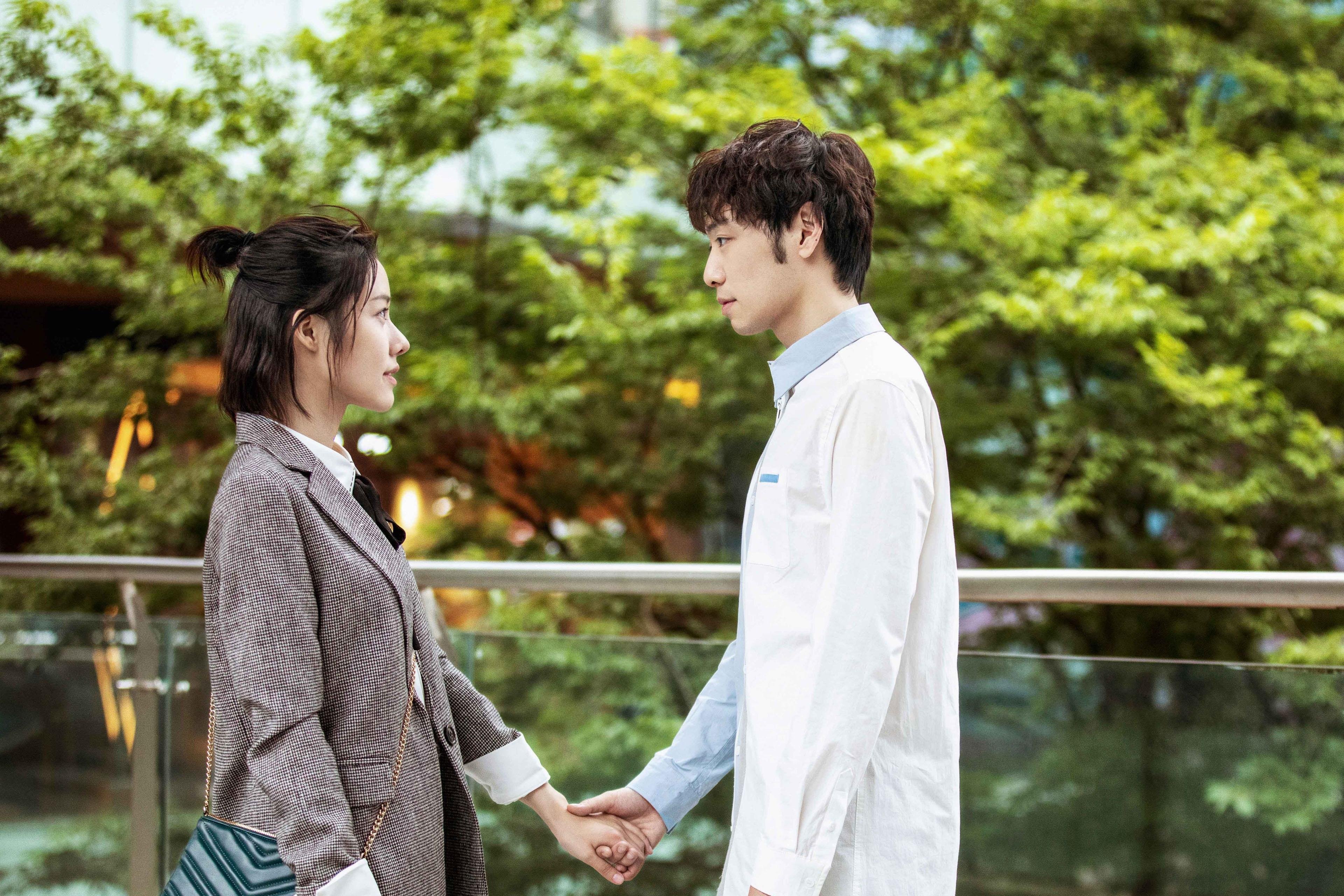 当灰熊战术板写入F1赛道，拉文如何用篮球智慧接管芝加哥街道赛？