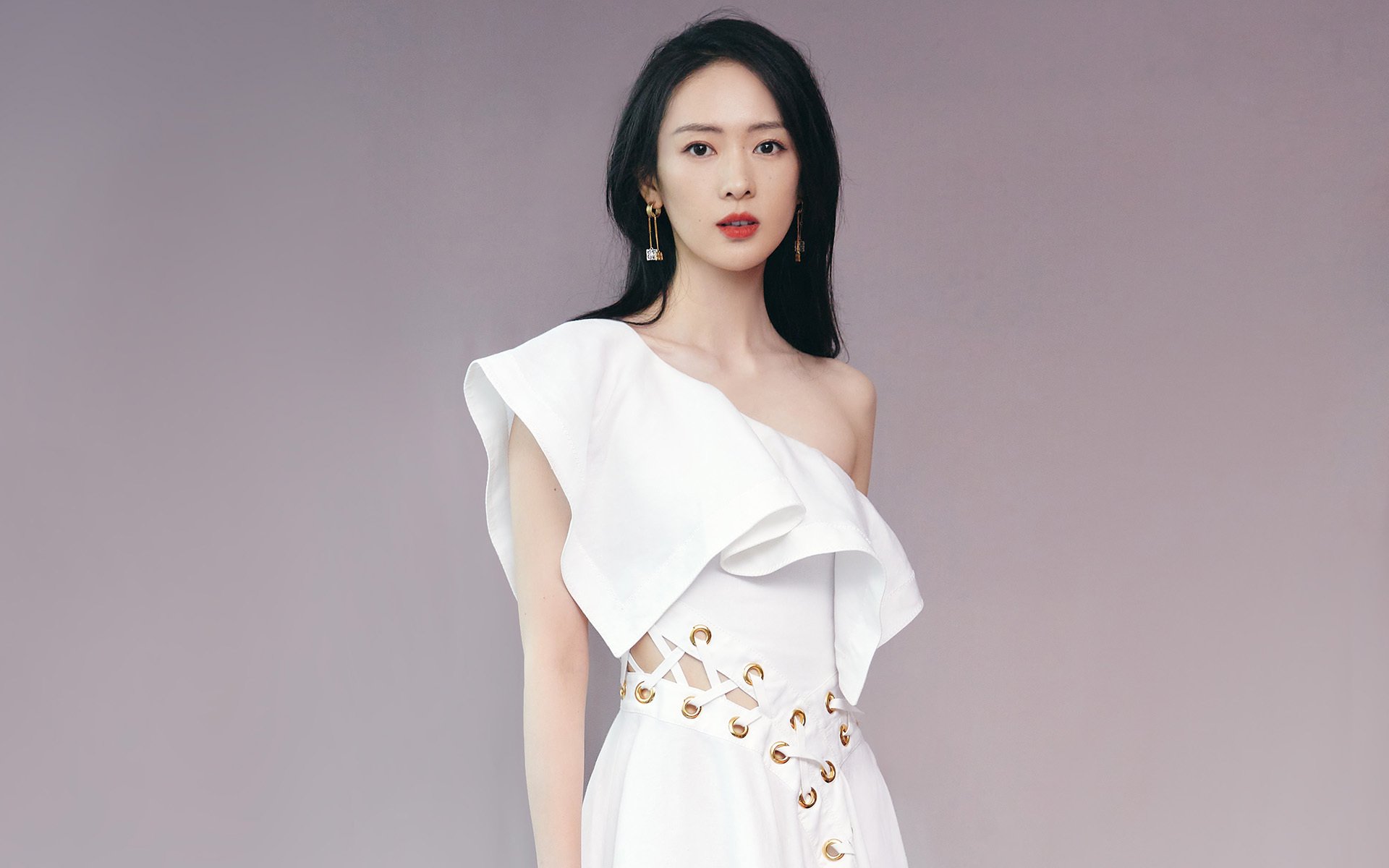 巴雷拉闪电两连击,阿尔及利亚半场击溃摩纳哥