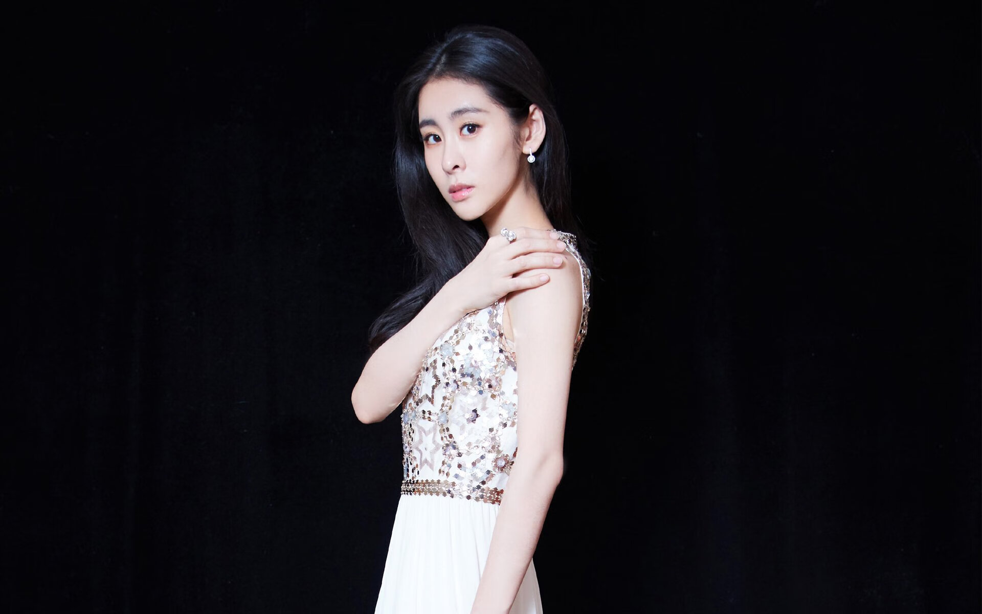 平行宇宙的篮球,当福克斯在广东队爆发,提前终结了篮网的悬念